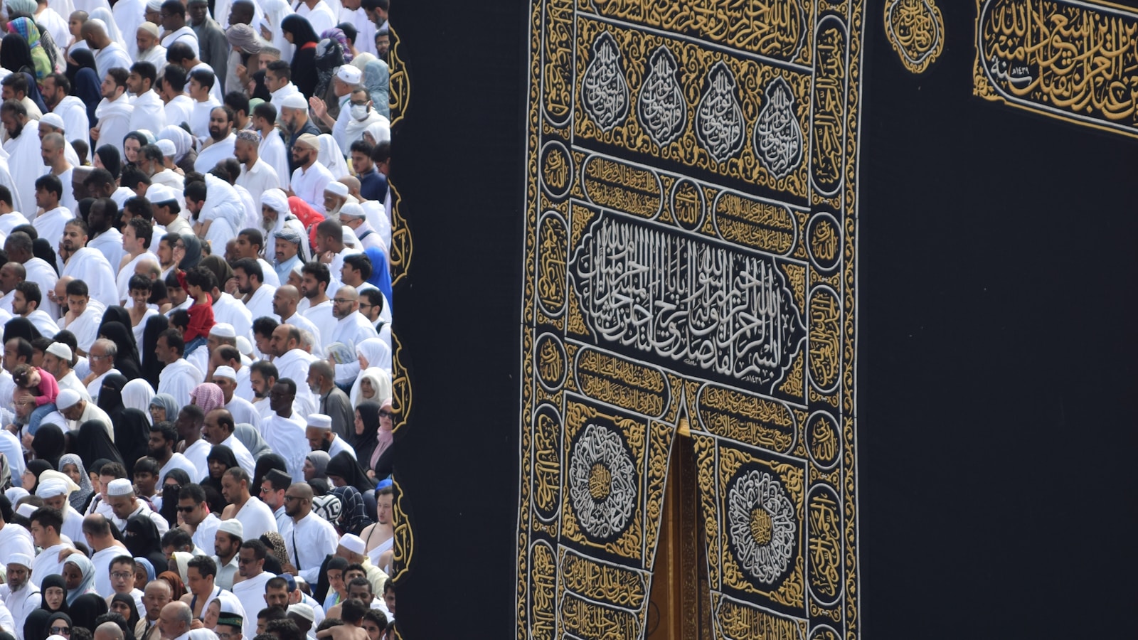 Memeriahkan Hari Raya Idulfitri: Kurban di Pondok Pesantren Roudlatul Qur’an Metro Lampung